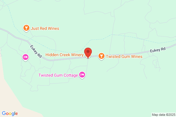 Hidden Creek Vineyard-Winery-Cafe-Accommodation