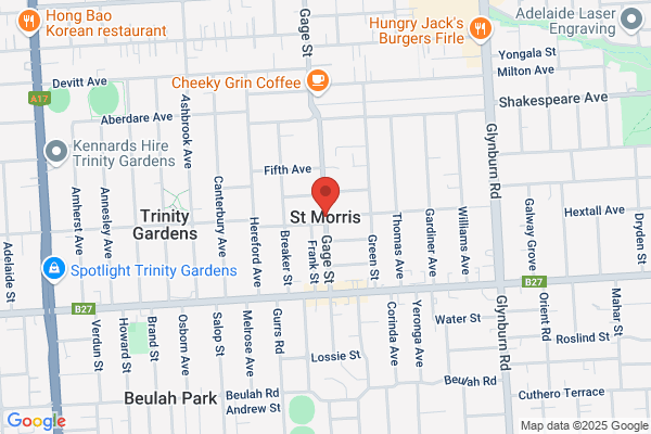 James Knowler Takes Photo's
